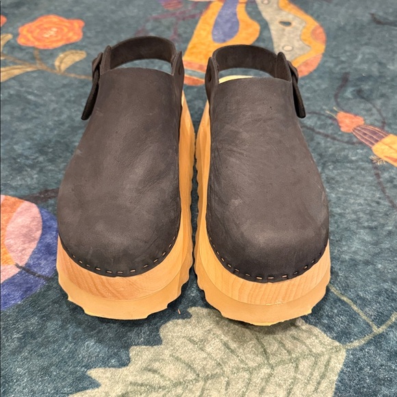 Bryr Tegan, Navy Leather, 38 - Picture 4 of 5